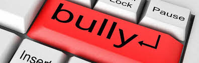 immagine di una tastiera per PC con il tasto "bully", ovvero bullare.